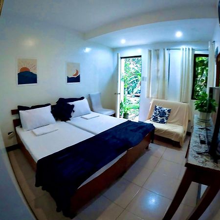 Auntie Gigi'S Place Тагайтай Экстерьер фото