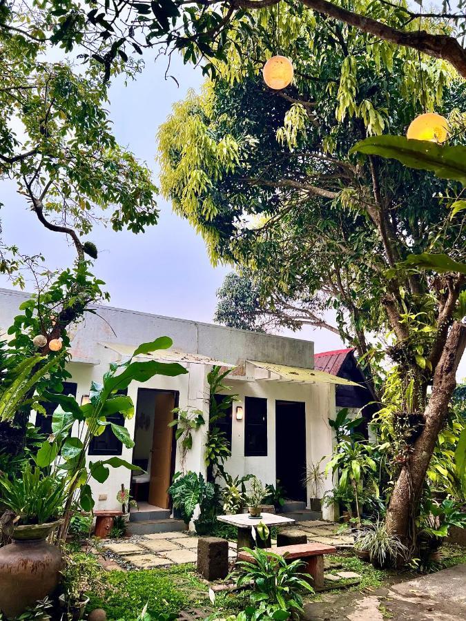 Auntie Gigi'S Place Тагайтай Экстерьер фото
